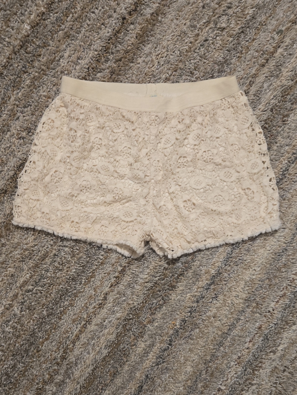 Kori Cream Lace Shorts